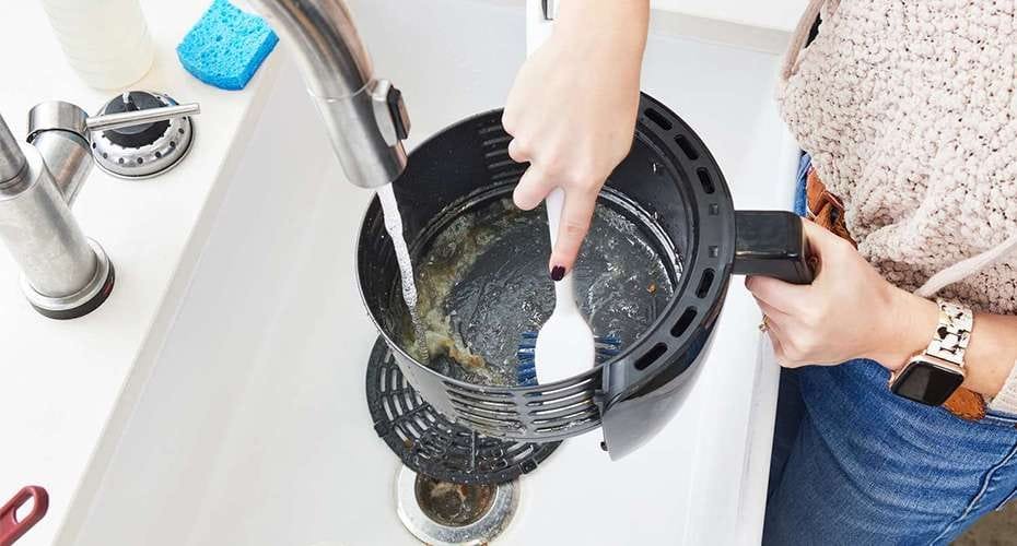 air fryer clean