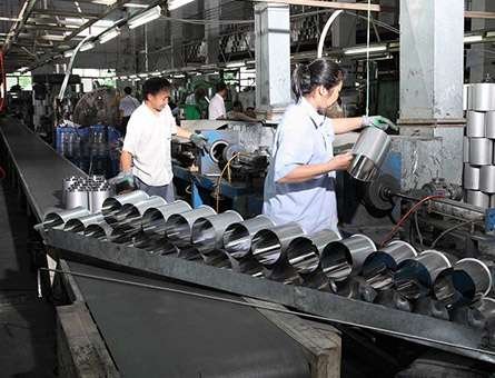 Manufacturing process of electric meat grinder