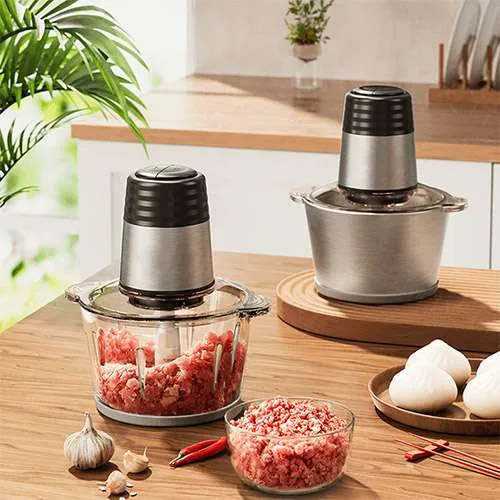 Electric meat grinder equipped with advanced safety features