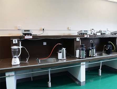 Diverse product range of blender