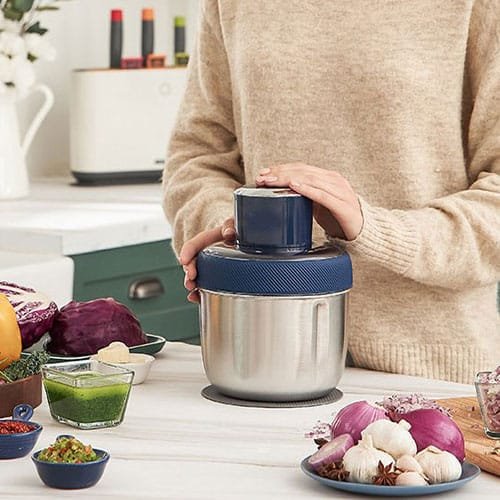 Meat grinder functional design