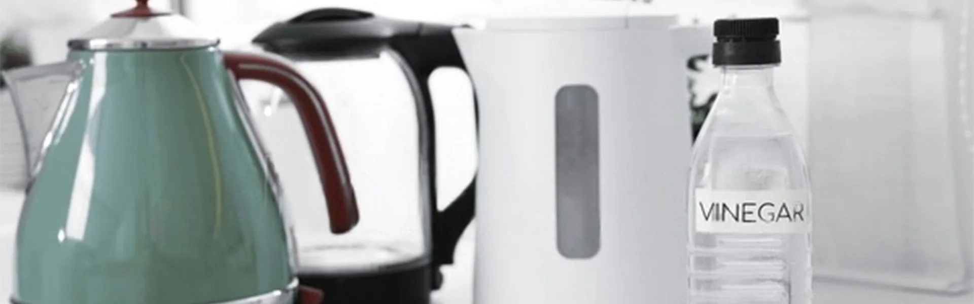 Cleaning_electric_kettle